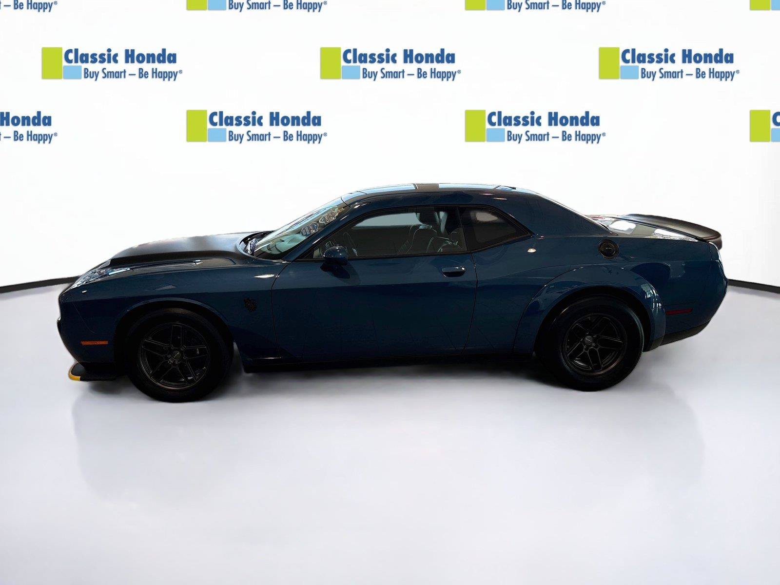 Used 2023 Dodge Challenger SRT Hellcat Redeye RWD image 4