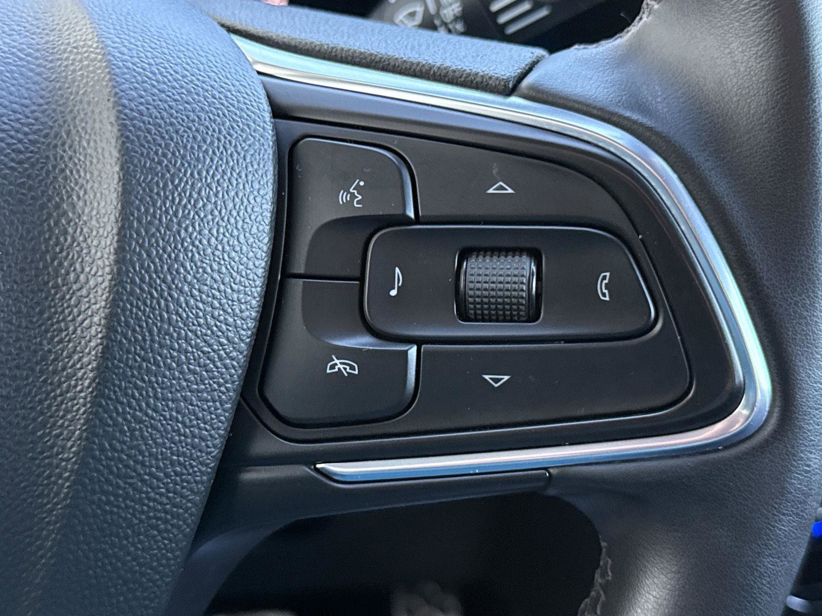 Used 2024 Buick Encore GX Sport Touring w/ Advanced Technology Package image 15