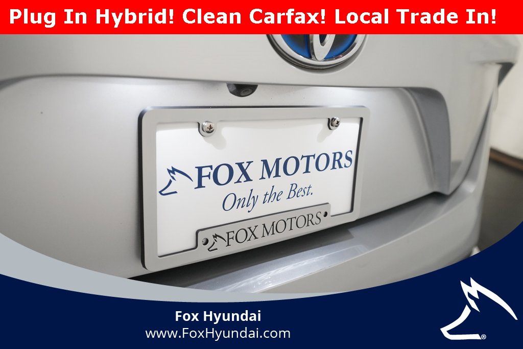 Used 2017 Toyota Prius Prime Premium image 36