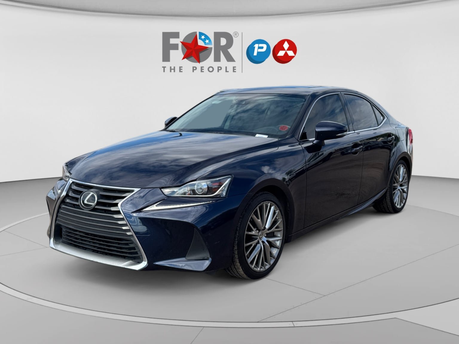 Used 2018 Lexus IS 300 w/ Comfort Package RWD image 1