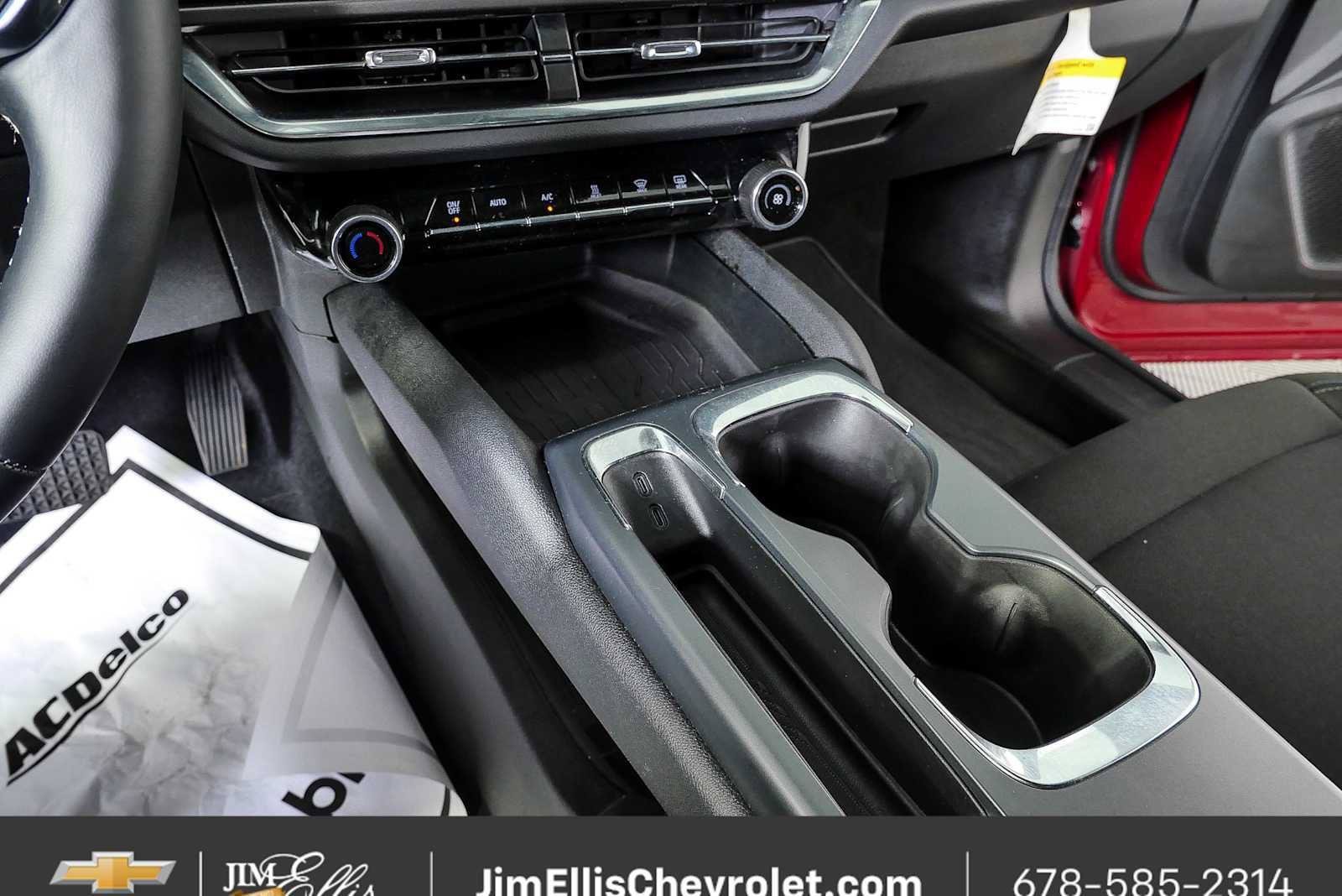 Certified 2026 Chevrolet Equinox EV LT w/ Comfort Package FWD image 17