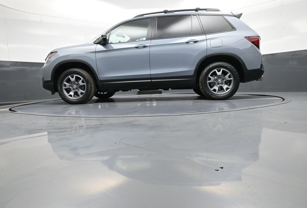 Certified 2023 Honda Passport TrailSport image 33