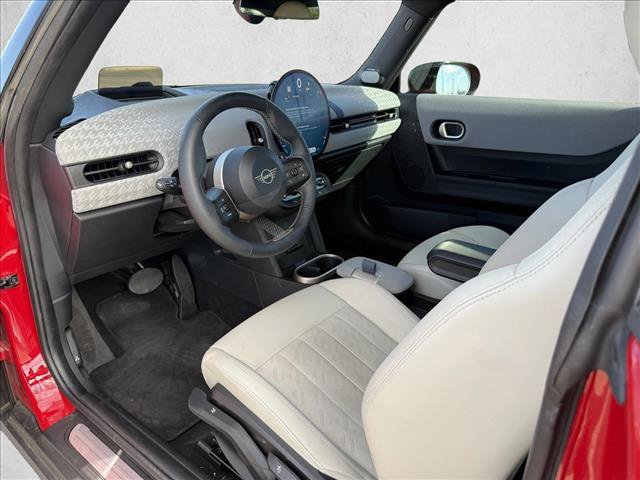 Used 2025 MINI Cooper S FWD image 10