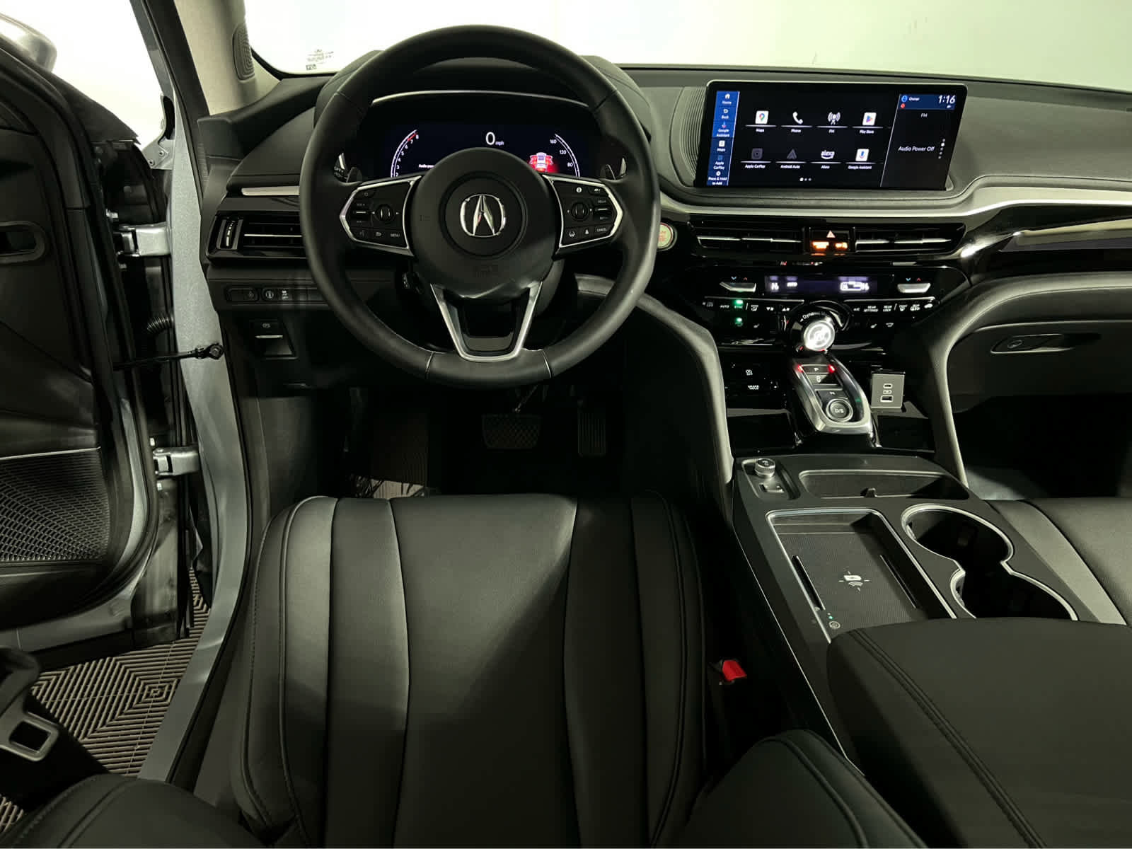 Used 2026 Acura MDX SH-AWD image 13