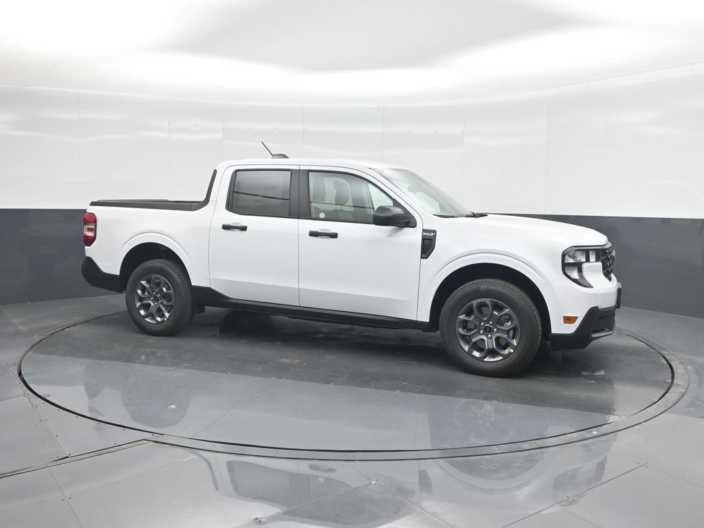 New 2026 Ford Maverick XLT FWD image 11