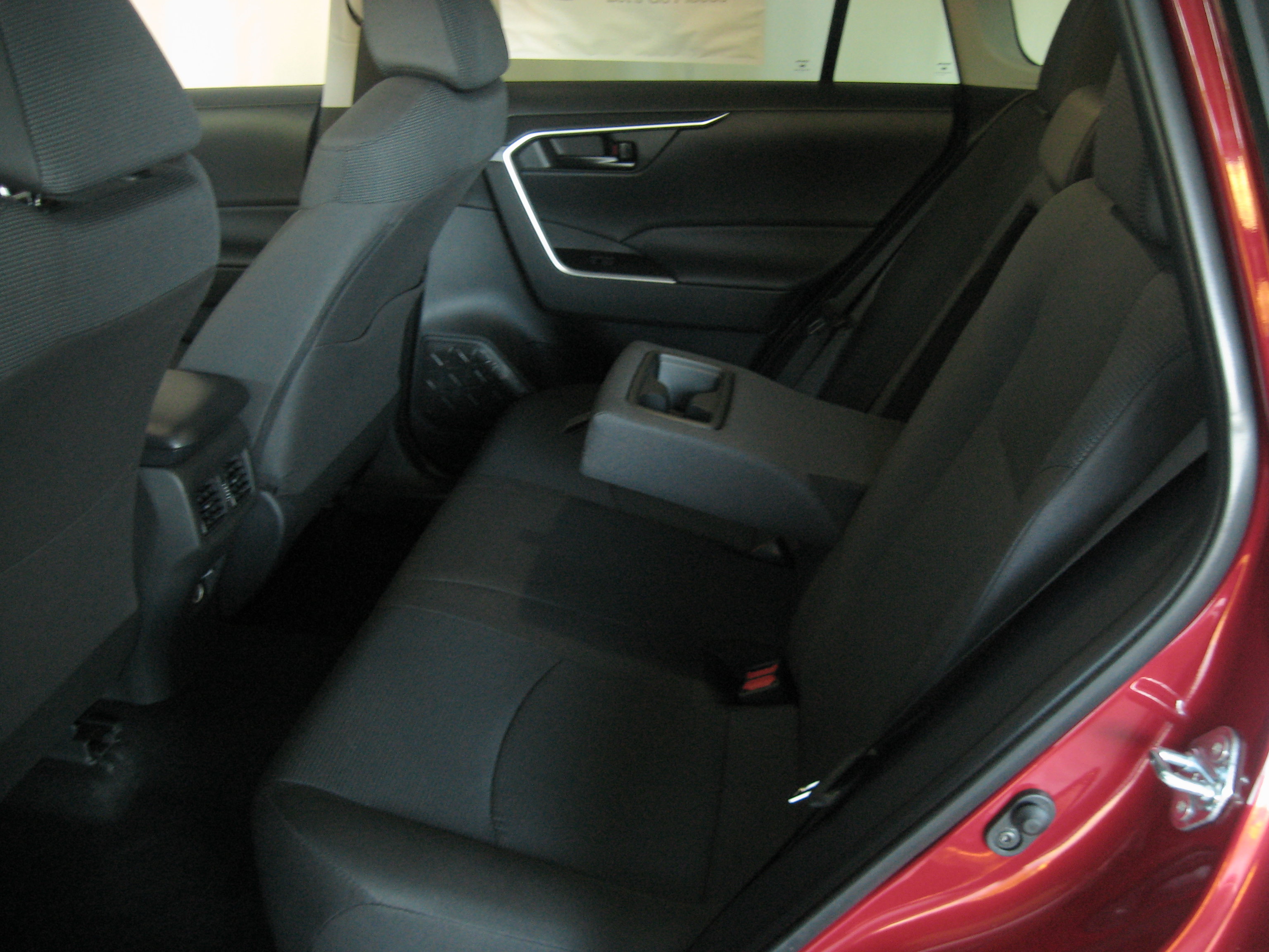 New 2025 Toyota RAV4 LE image 18