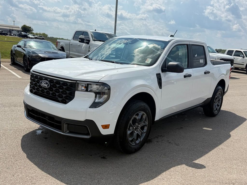 New 2025 Ford Maverick XLT image 37