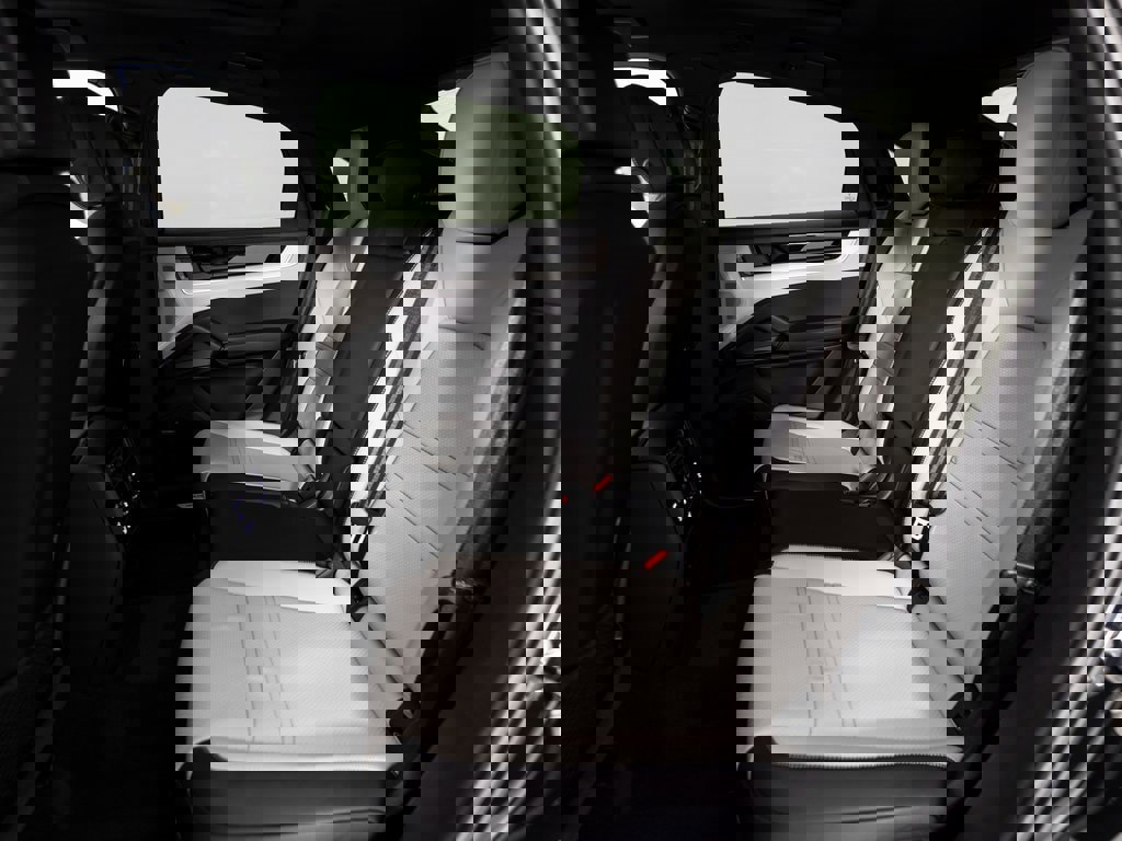 New 2025 Porsche Cayenne S image 23