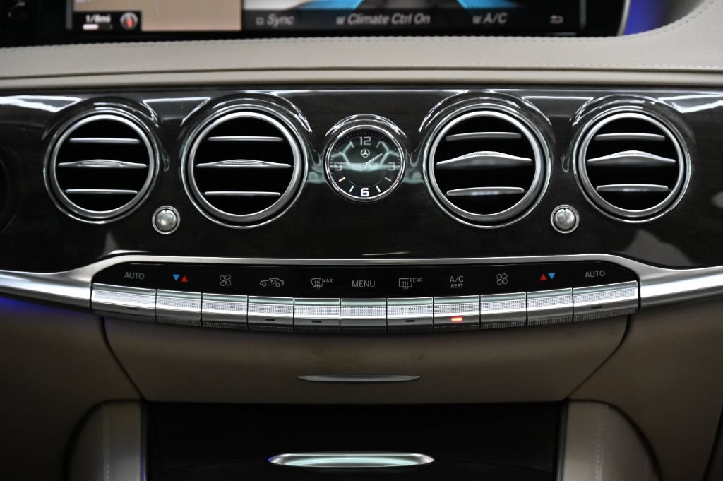 Used 2016 Mercedes-Benz S 550 Sedan image 31