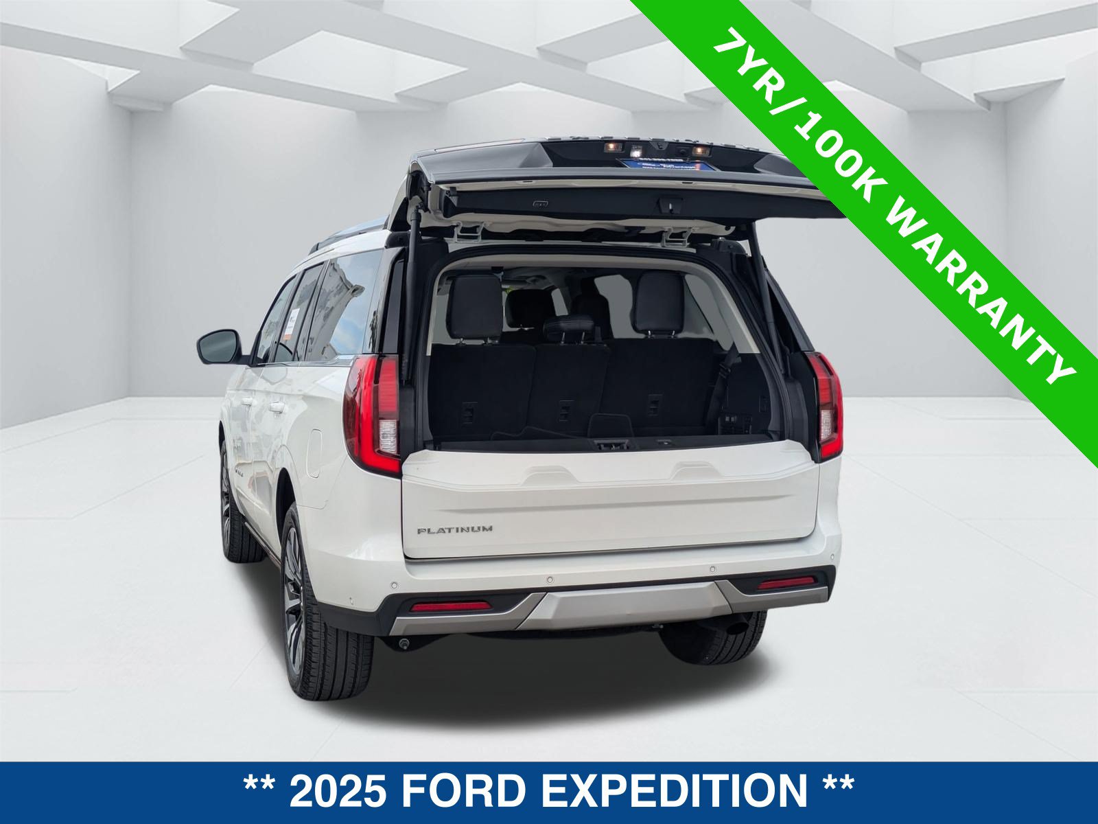 Certified 2025 Ford Expedition Platinum w/ Driver's Package AWD/4WD image 14