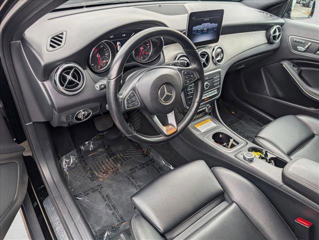 Used 2019 Mercedes-Benz GLA 250 4MATIC image 9