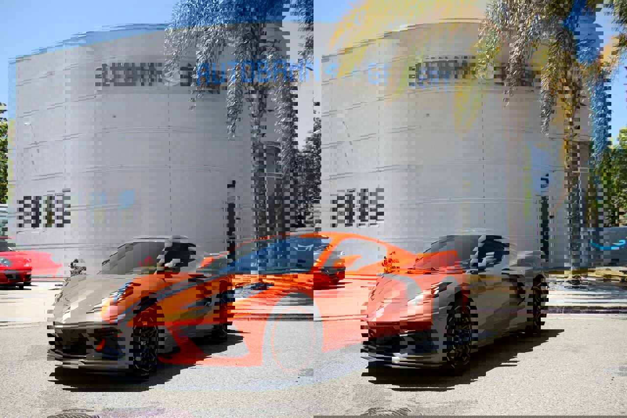 Used 2020 Chevrolet Corvette Stingray Preferred Cpe w/ 2LT Preferred Equipment Group image 1