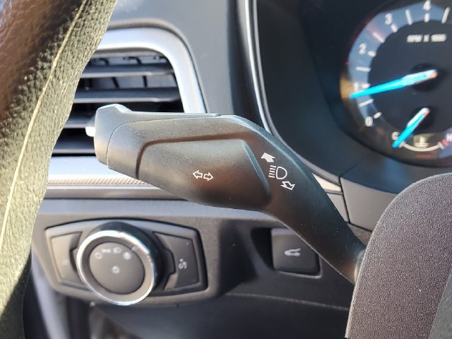 Used 2018 Ford Fusion SE FWD image 17