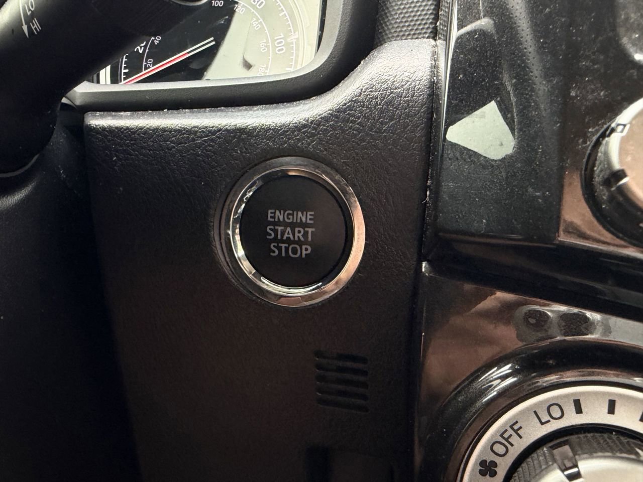 Used 2022 Toyota 4Runner TRD Off-Road Premium image 25