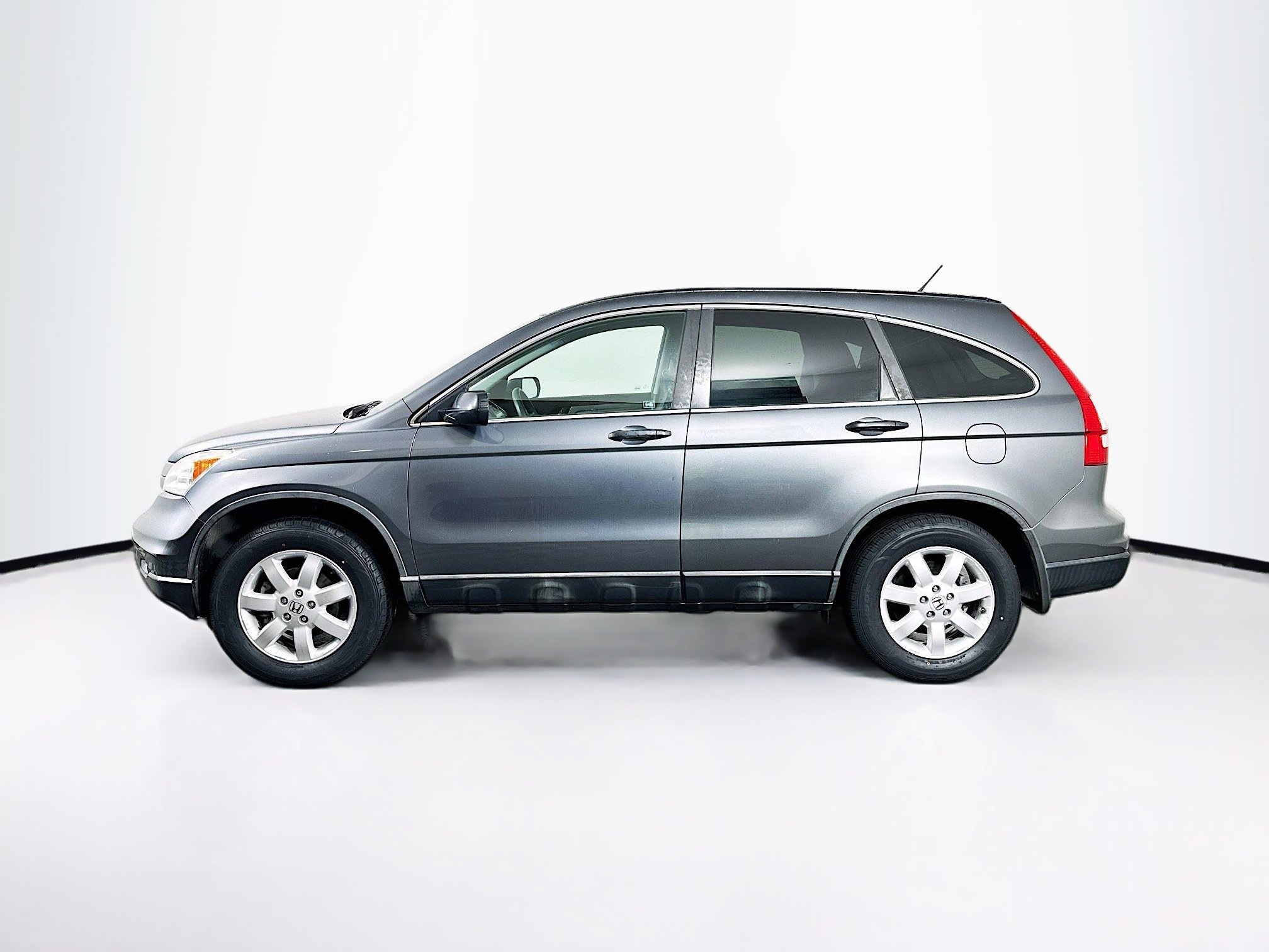 Used 2011 Honda CR-V SE image 4