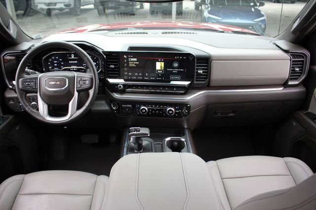 Used 2024 GMC Sierra 1500 SLT image 28