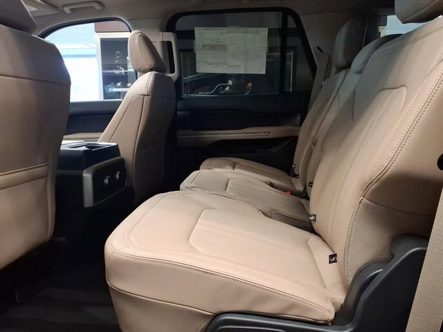 Used 2024 Ford Expedition Limited image 40