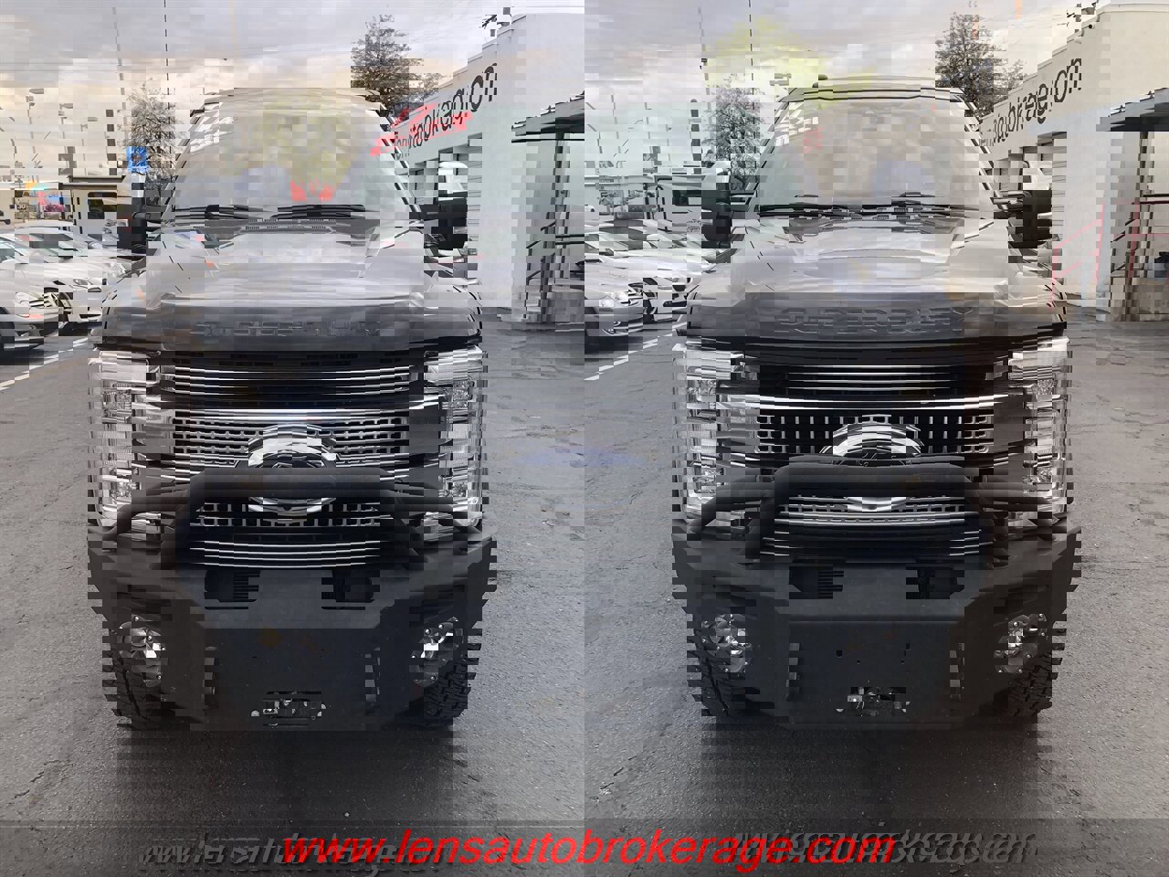 Used 2017 Ford F250 Platinum w/ FX4 Off-Road Package image 3