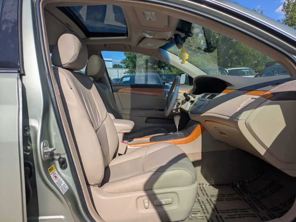 Used 2005 Toyota Avalon XLS FWD image 15
