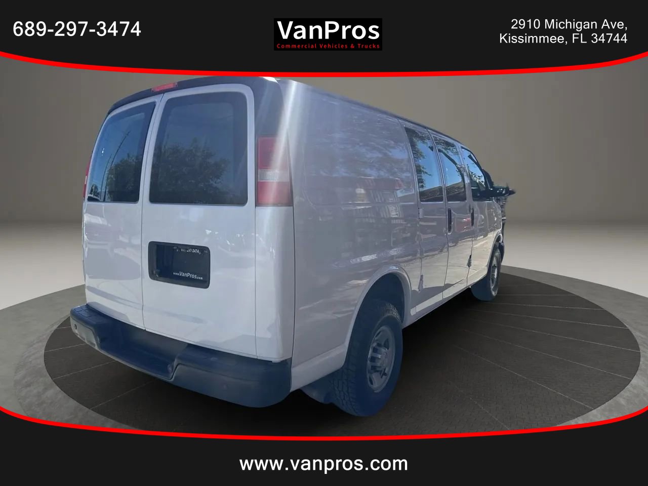 Used 2017 Chevrolet Express 2500 RWD image 5
