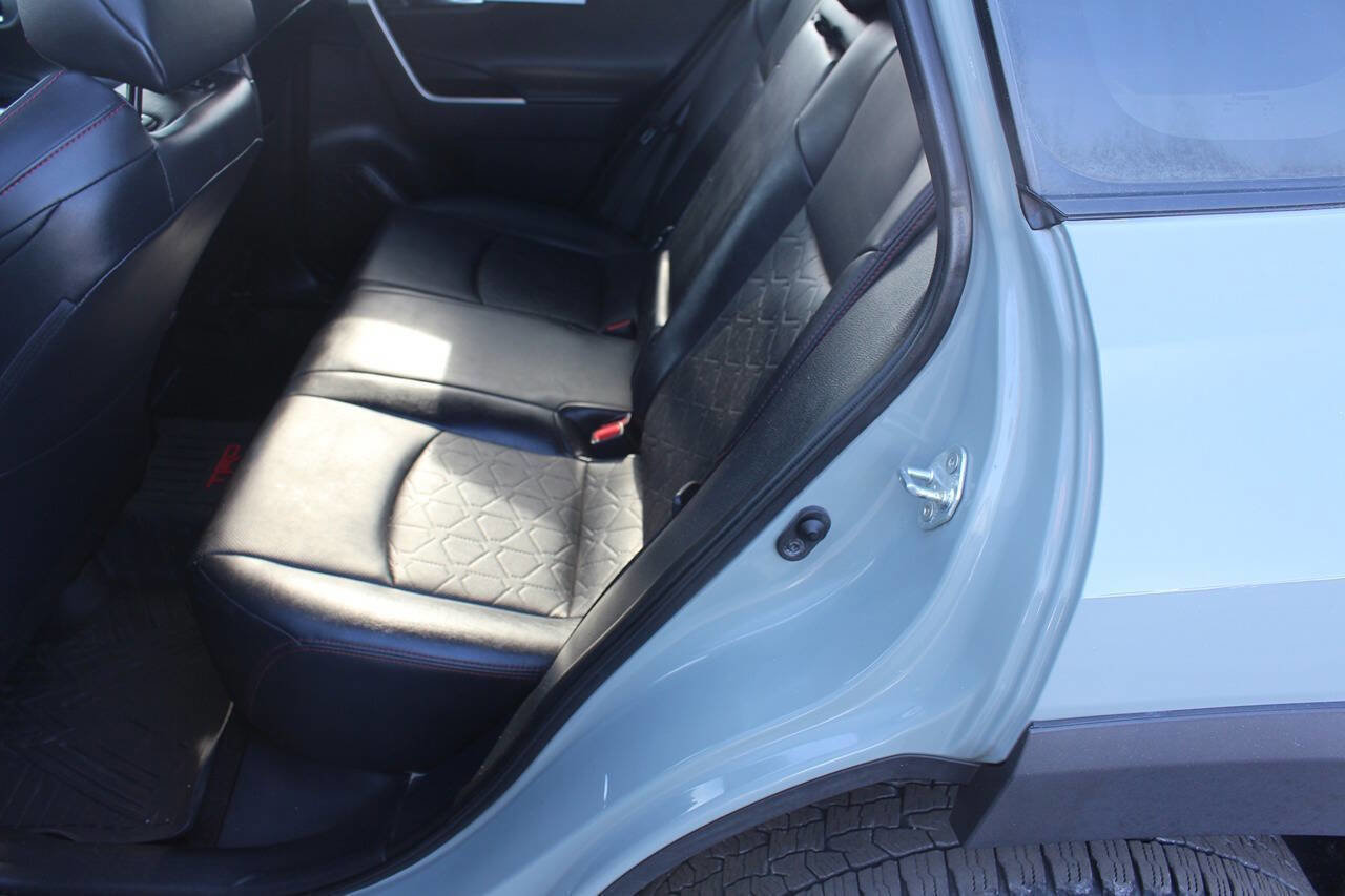 Used 2020 Toyota RAV4 Adventure image 11