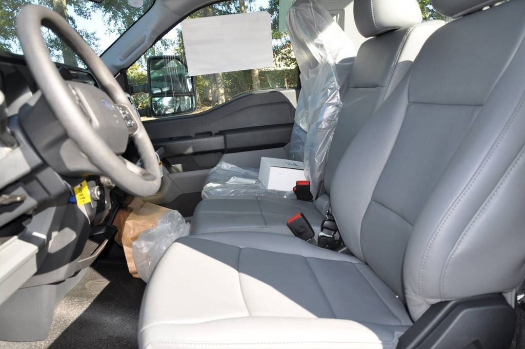 New 2026 Ford F350 XL image 4