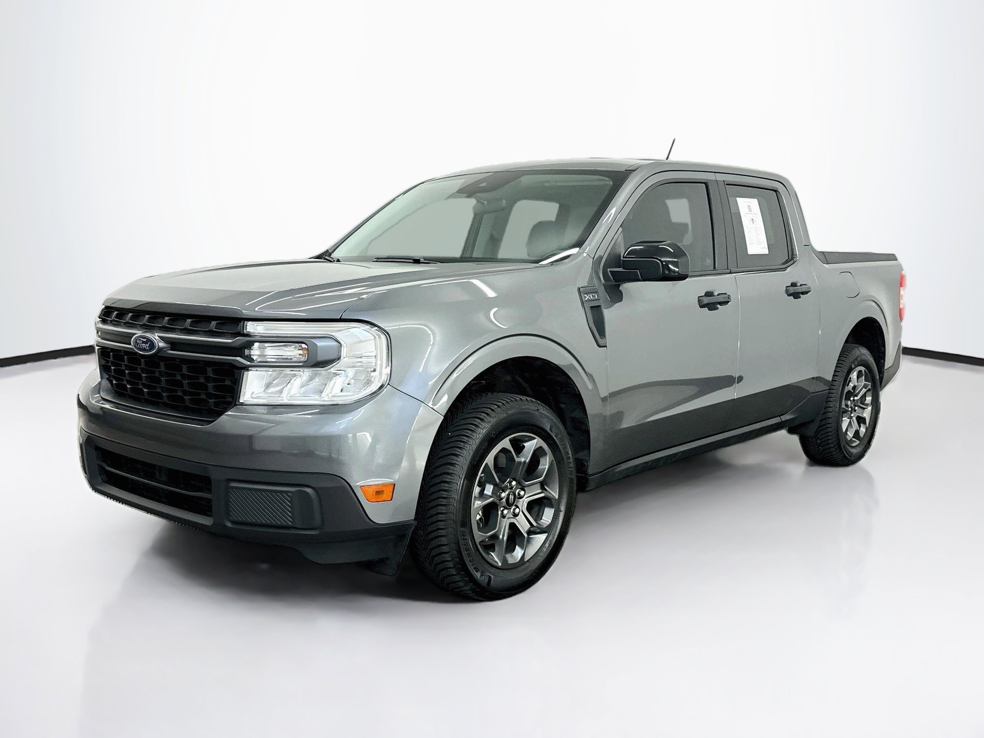 Used 2024 Ford Maverick XLT w/ XLT Luxury Package AWD/4WD image 3
