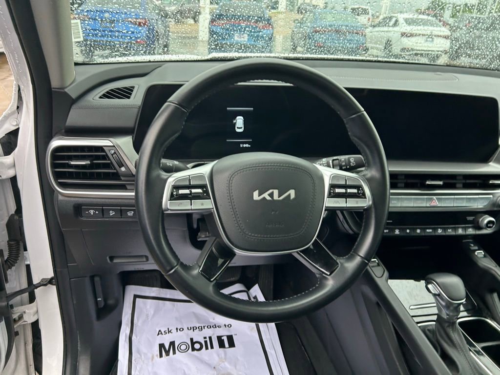 Used 2025 Kia Telluride S AWD/4WD image 12