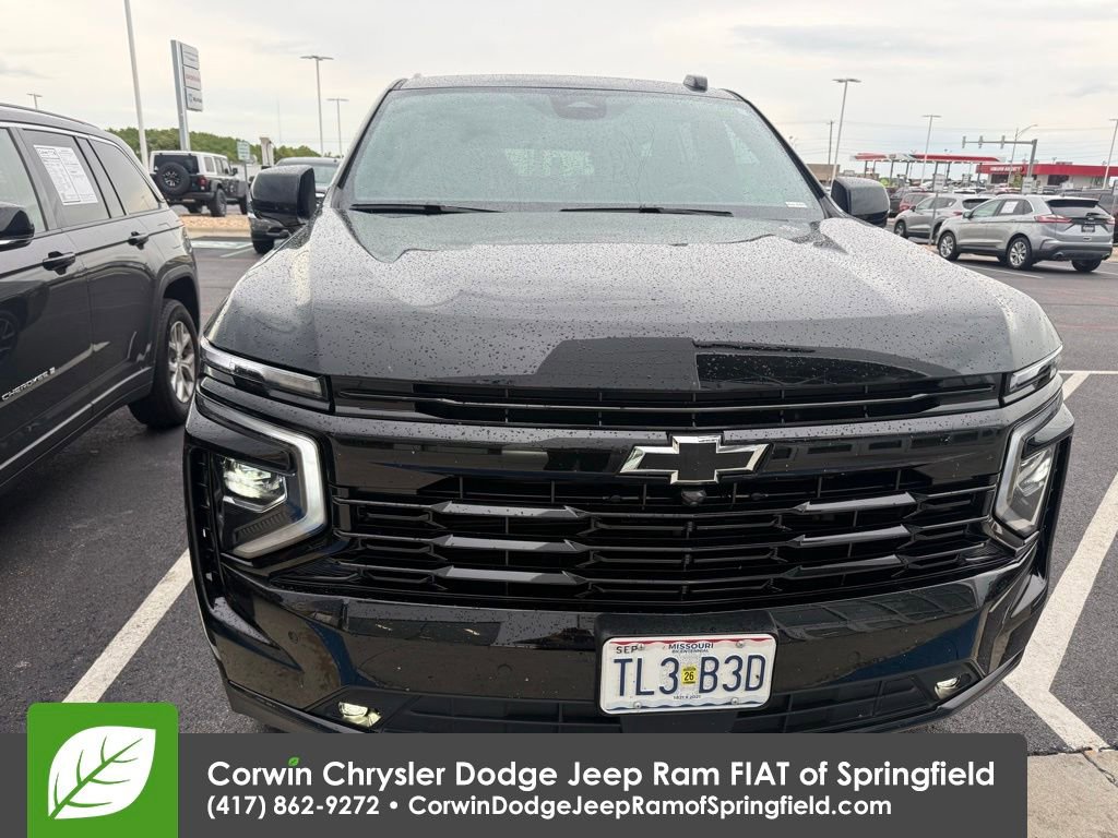 Used 2025 Chevrolet Tahoe RST w/ Comfort Package AWD/4WD image 2