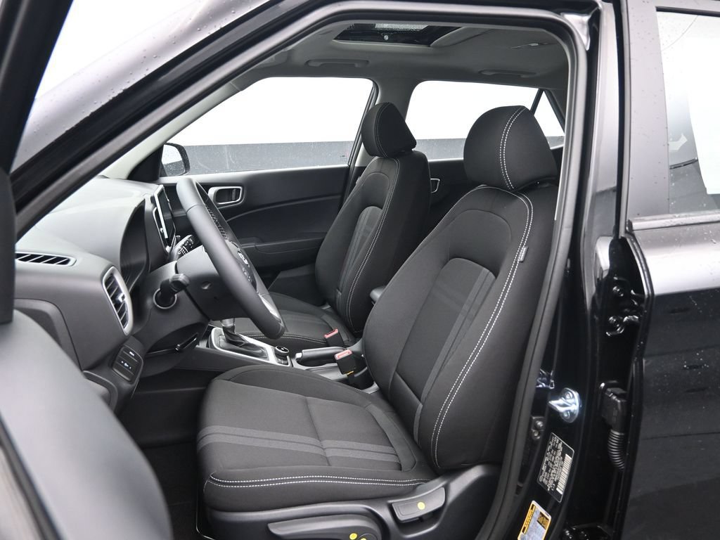 New 2026 Hyundai Venue SEL FWD image 24