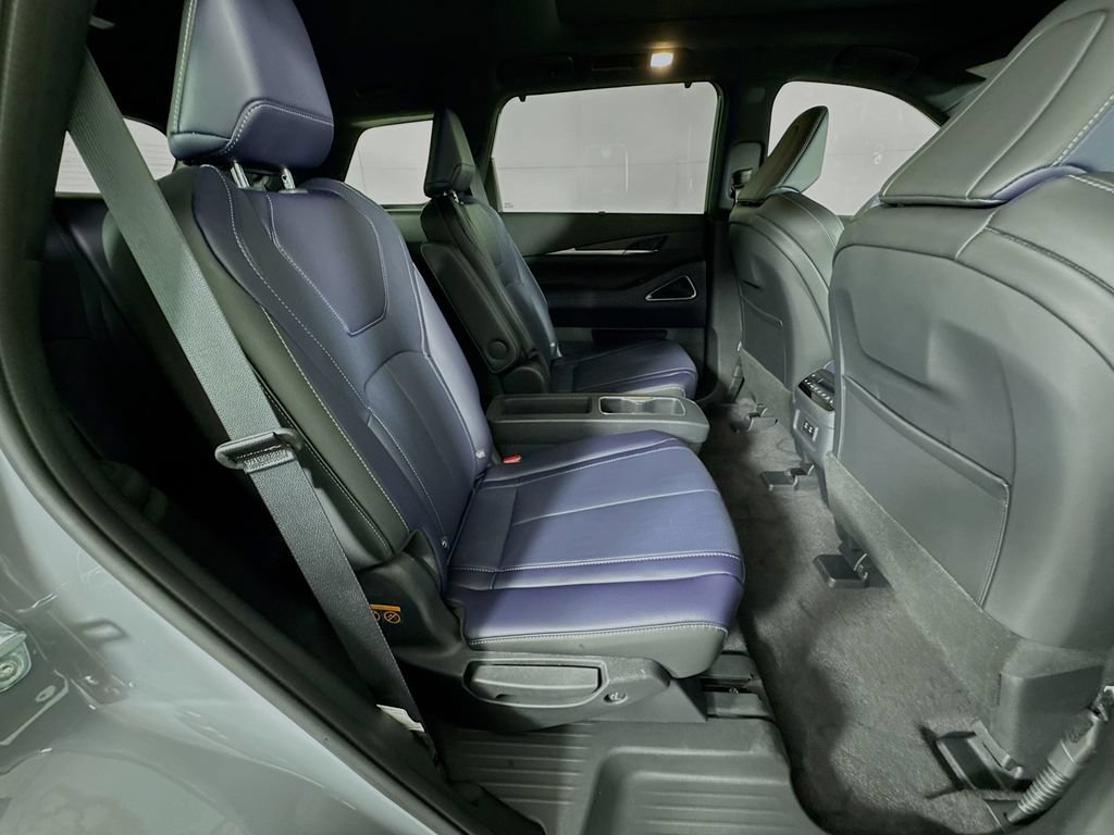 Certified 2026 INFINITI QX60 Sport w/ Dark Cargo Package AWD/4WD image 39