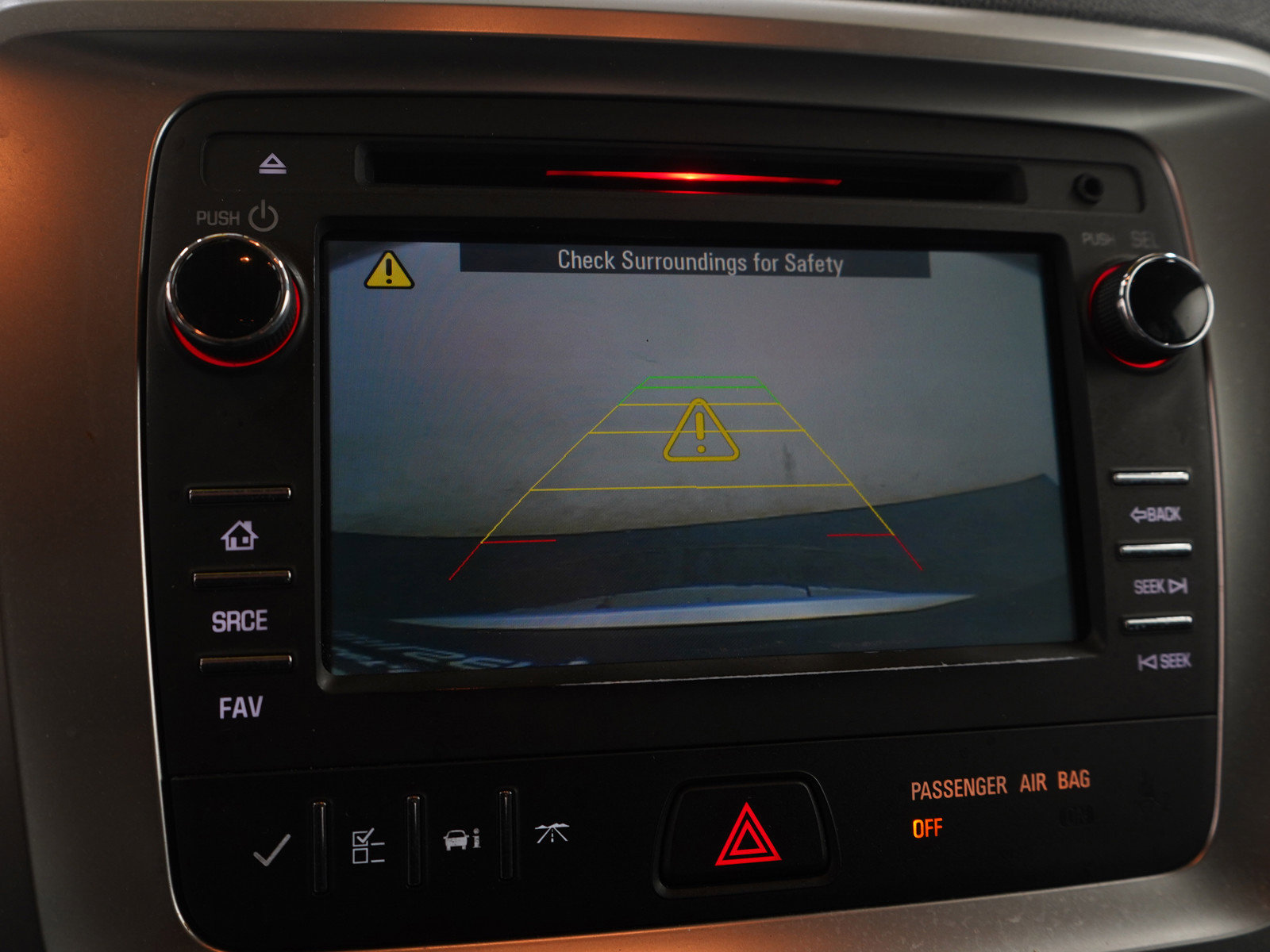 Used 2016 GMC Acadia SLE image 34