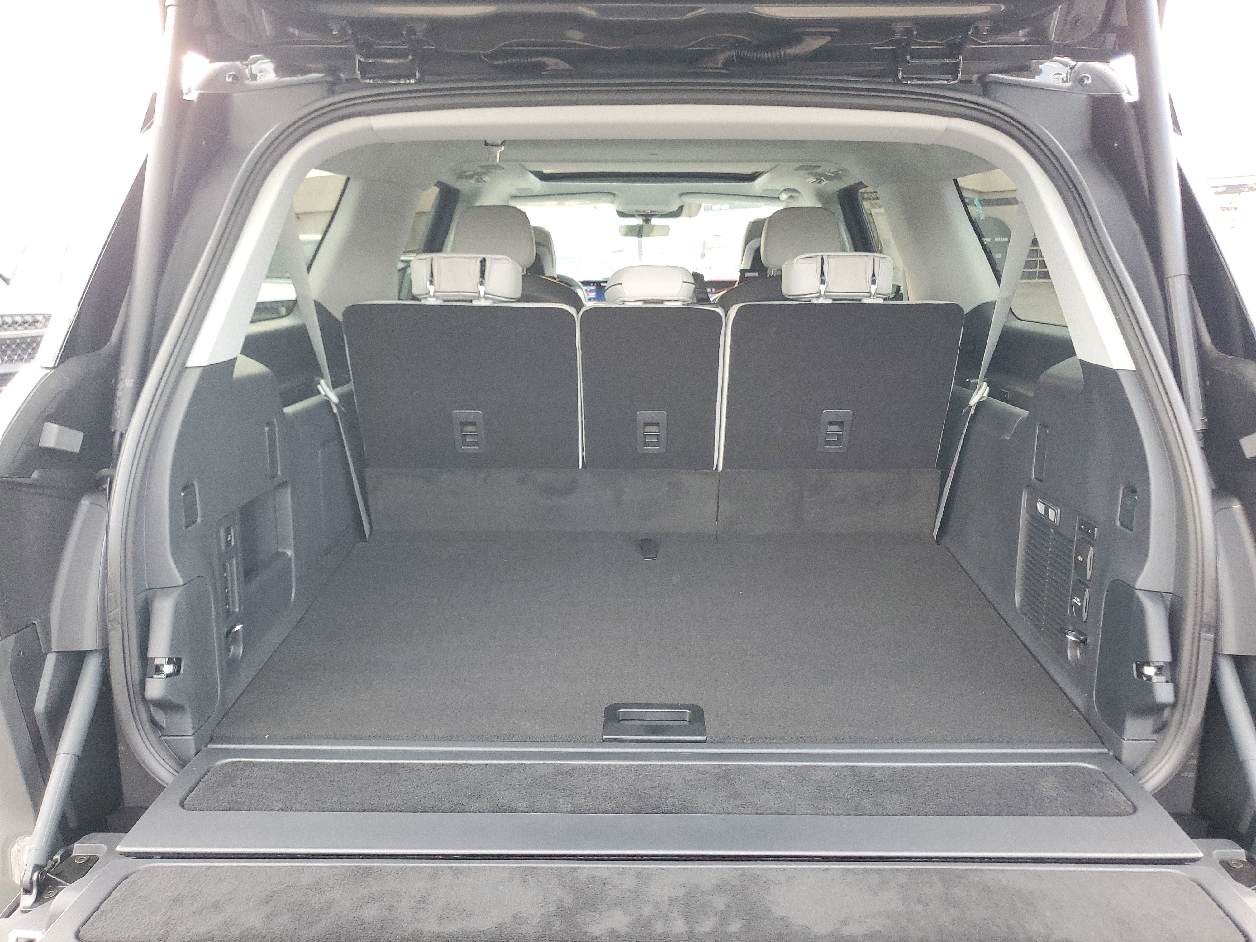 New 2025 Lincoln Navigator L Black Label image 33