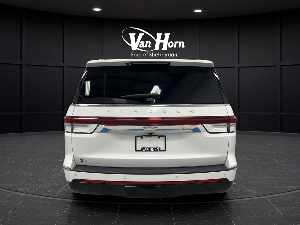 Used 2022 Lincoln Navigator L Reserve AWD/4WD image 6