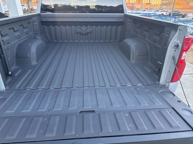 Used 2025 Chevrolet Silverado 1500 Custom Trail Boss w/ LPO, Dark Essentials Package image 17