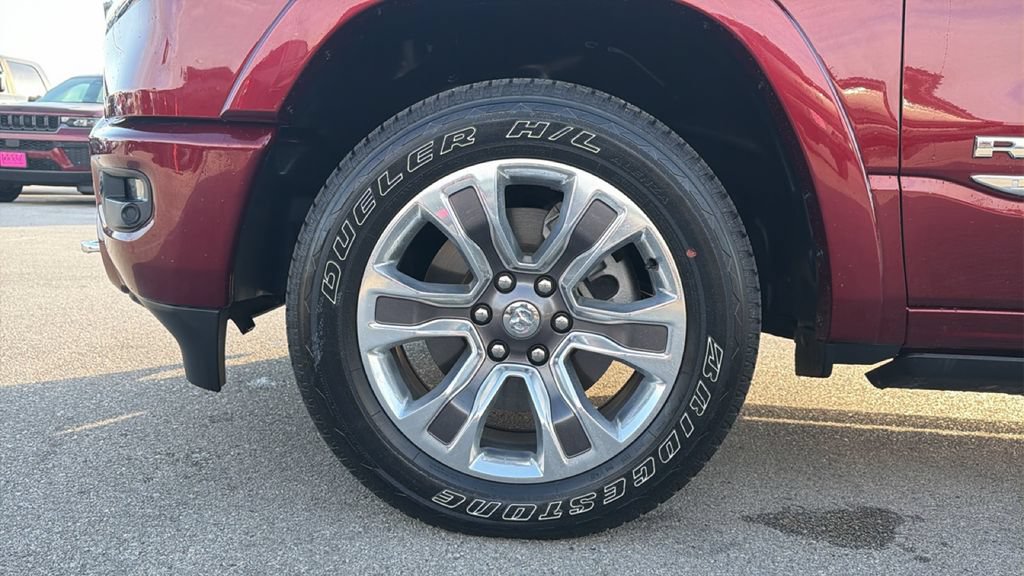 Used 2023 RAM 1500 Limited w/ Body Color Bumper Group AWD/4WD image 9