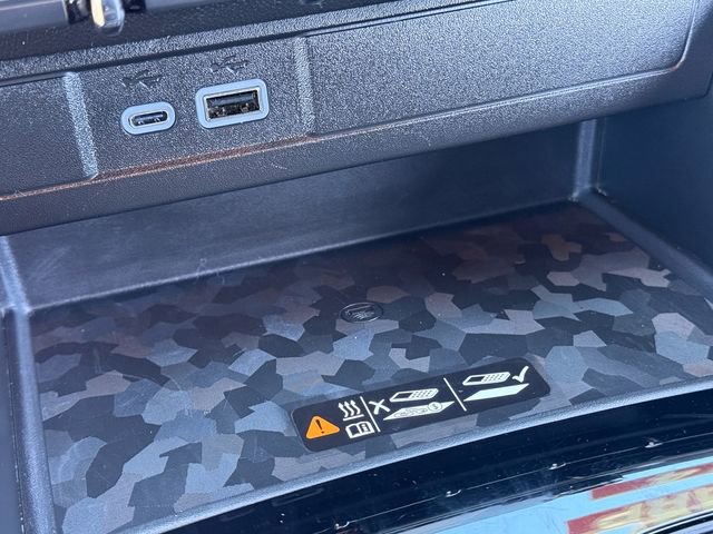 Used 2024 Chevrolet Colorado ZR2 w/ ZR2 Convenience Package III image 22