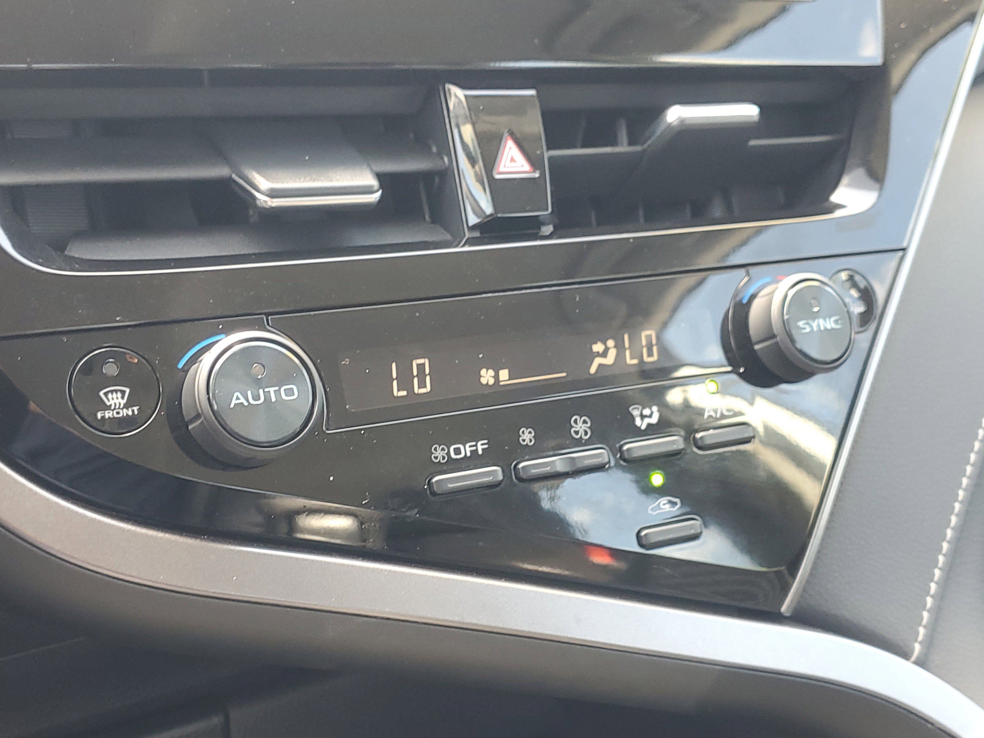 Used 2023 Toyota Camry SE FWD image 28