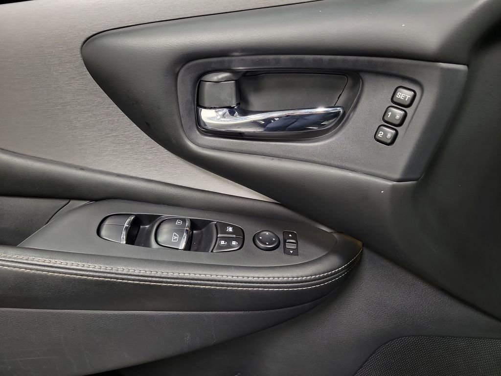 Used 2020 Nissan Murano SL w/ Moonroof Package image 22