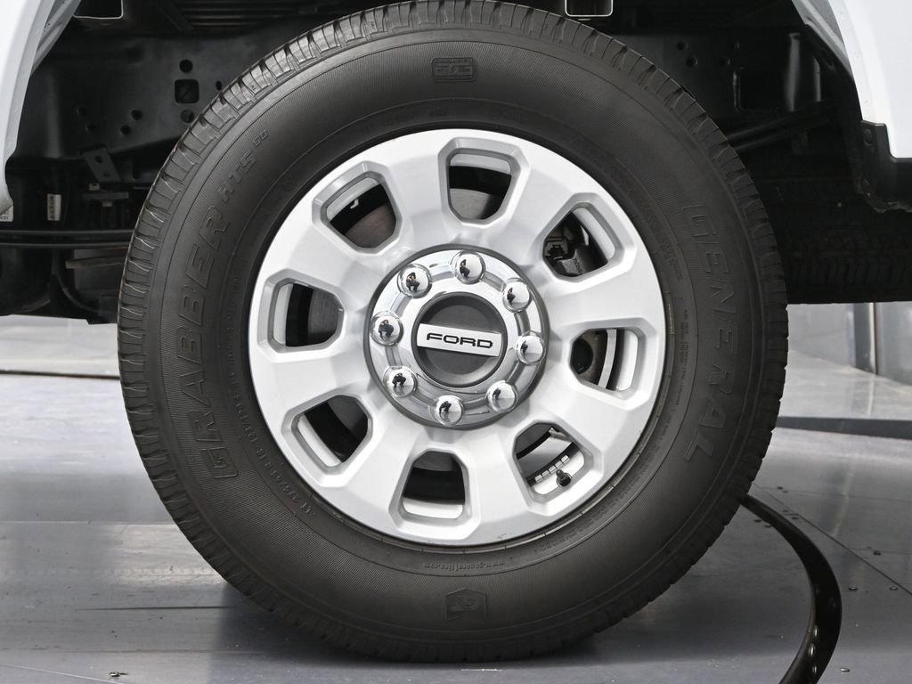 Used 2024 Ford F250 XLT image 41