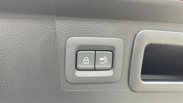 New 2025 MAZDA CX-50 AWD 2.5 S w/ Weather Package image 31
