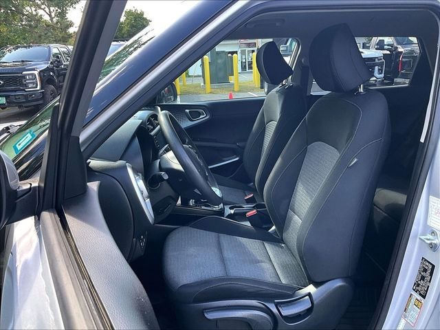 Used 2020 Kia Soul S FWD image 20