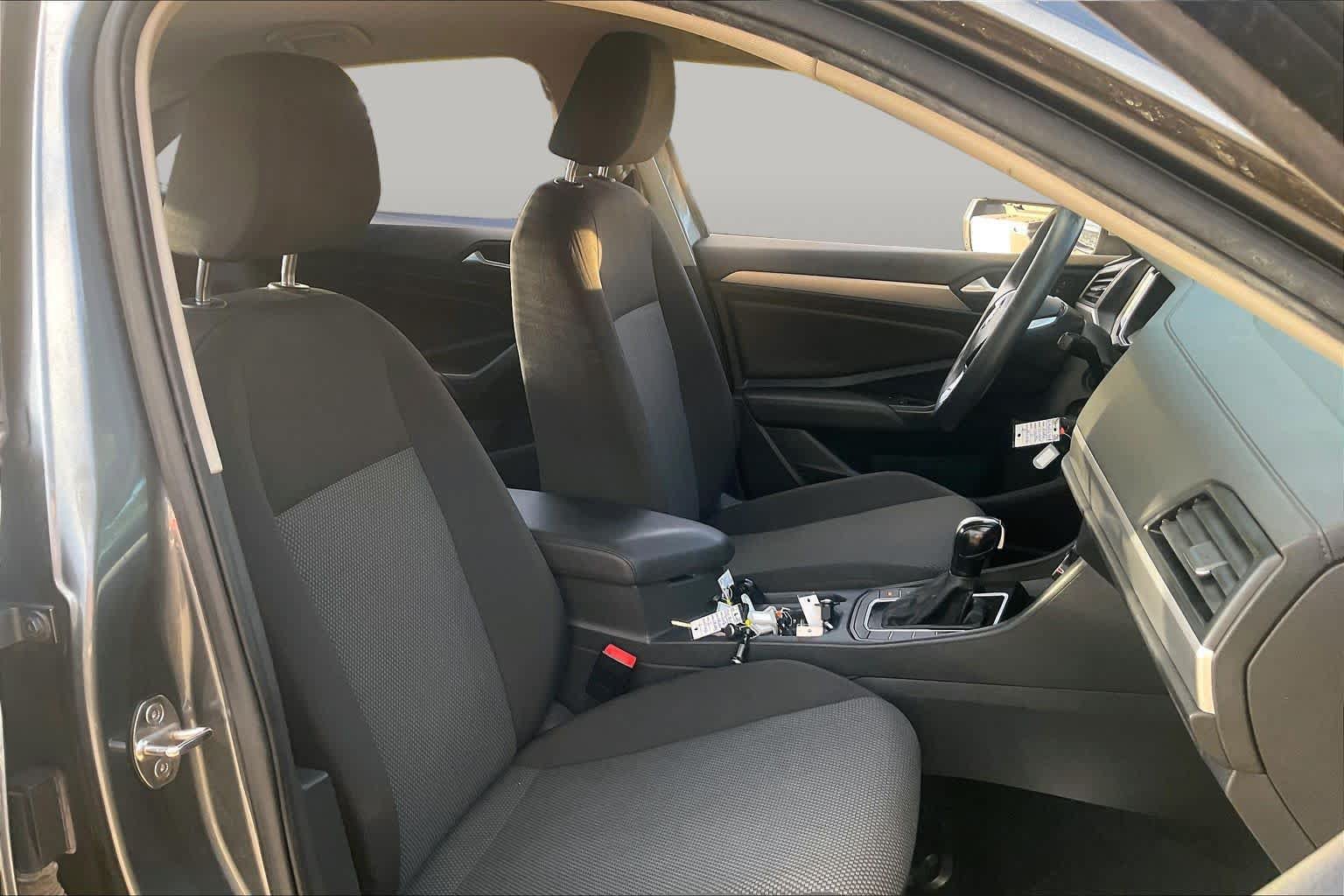 Used 2020 Volkswagen Jetta S w/ Driver Assistance Package FWD image 9