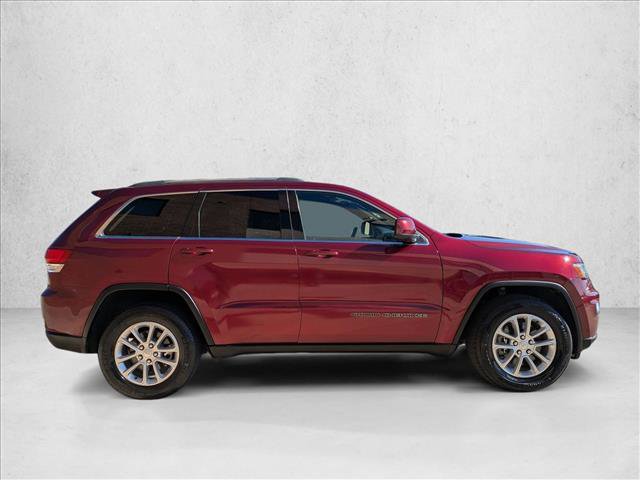 Used 2021 Jeep Grand Cherokee Laredo image 4