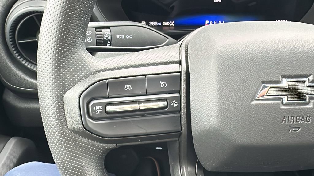 Used 2024 Chevrolet Colorado Trail Boss w/ Technology Package image 17