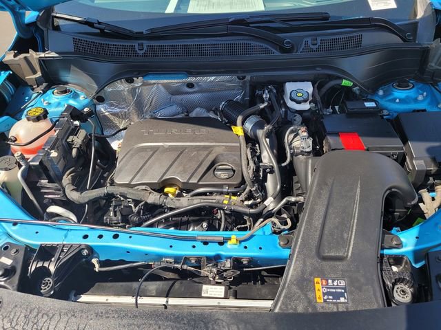 Used 2025 Chevrolet Trax RS w/ Driver Confidence Package FWD image 28