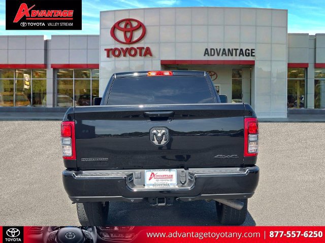 Used 2024 RAM 2500 Big Horn w/ Night Edition AWD/4WD image 8