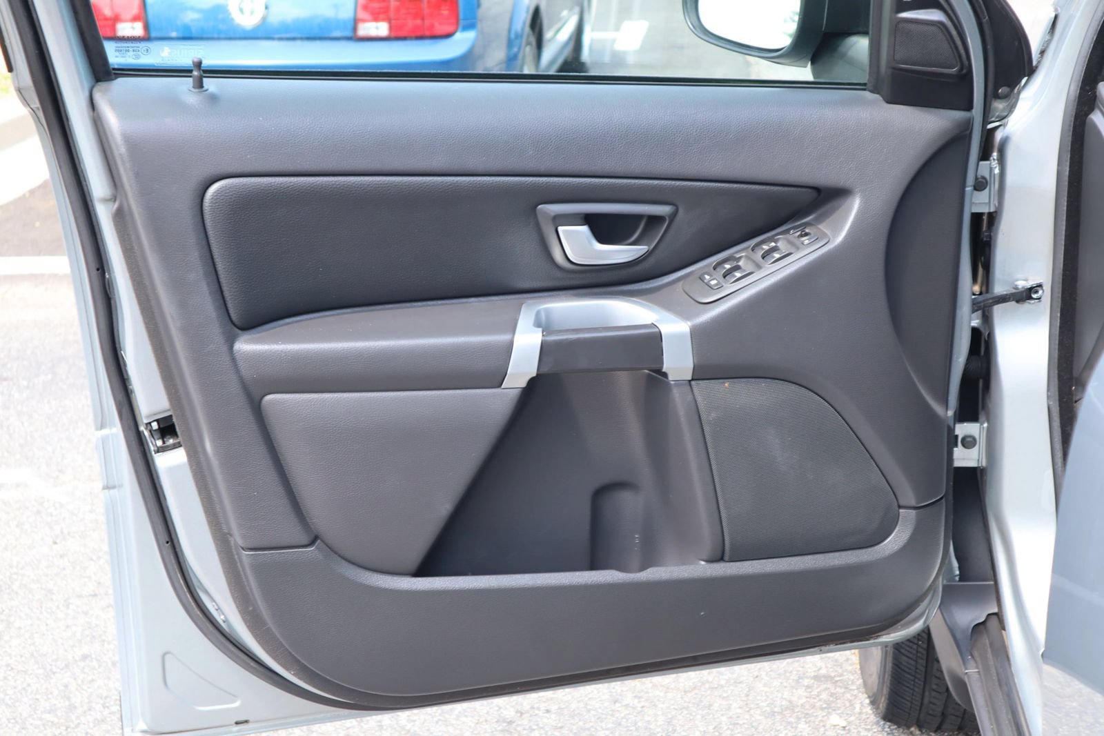 Used 2011 Volvo XC90 3.2 FWD image 7