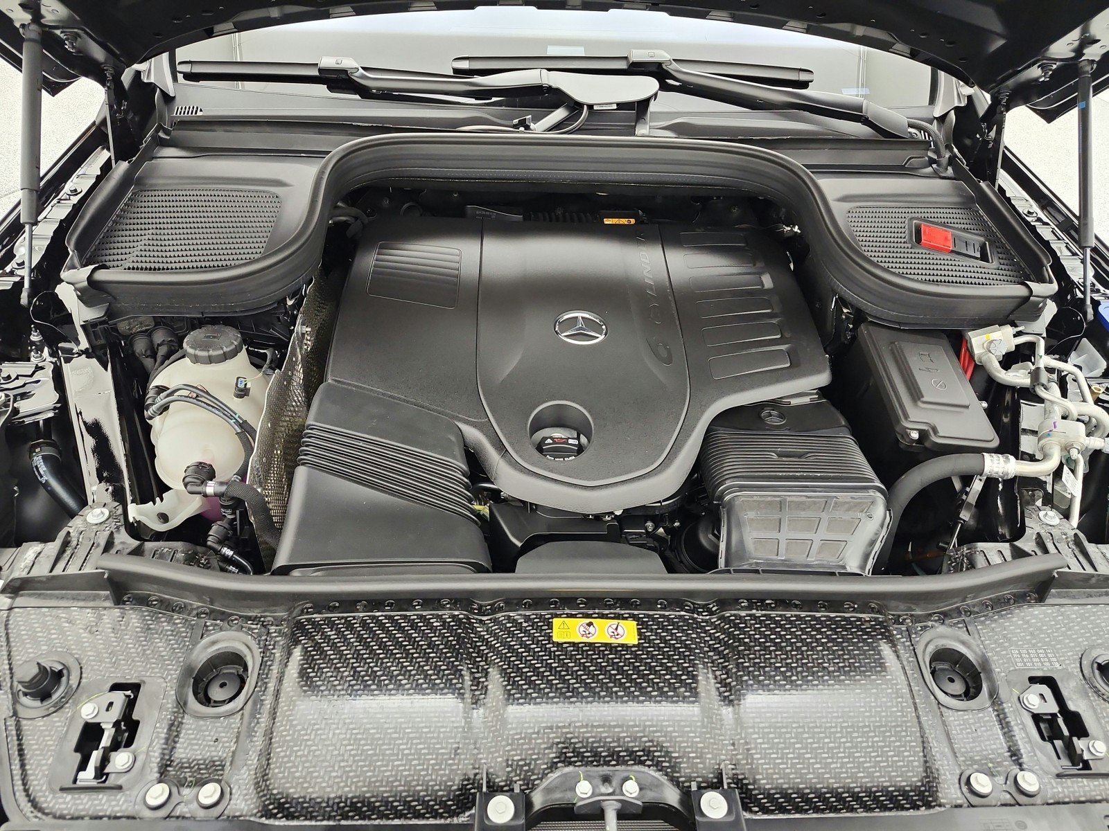 New 2027 Mercedes-Benz GLS 450 4MATIC image 12