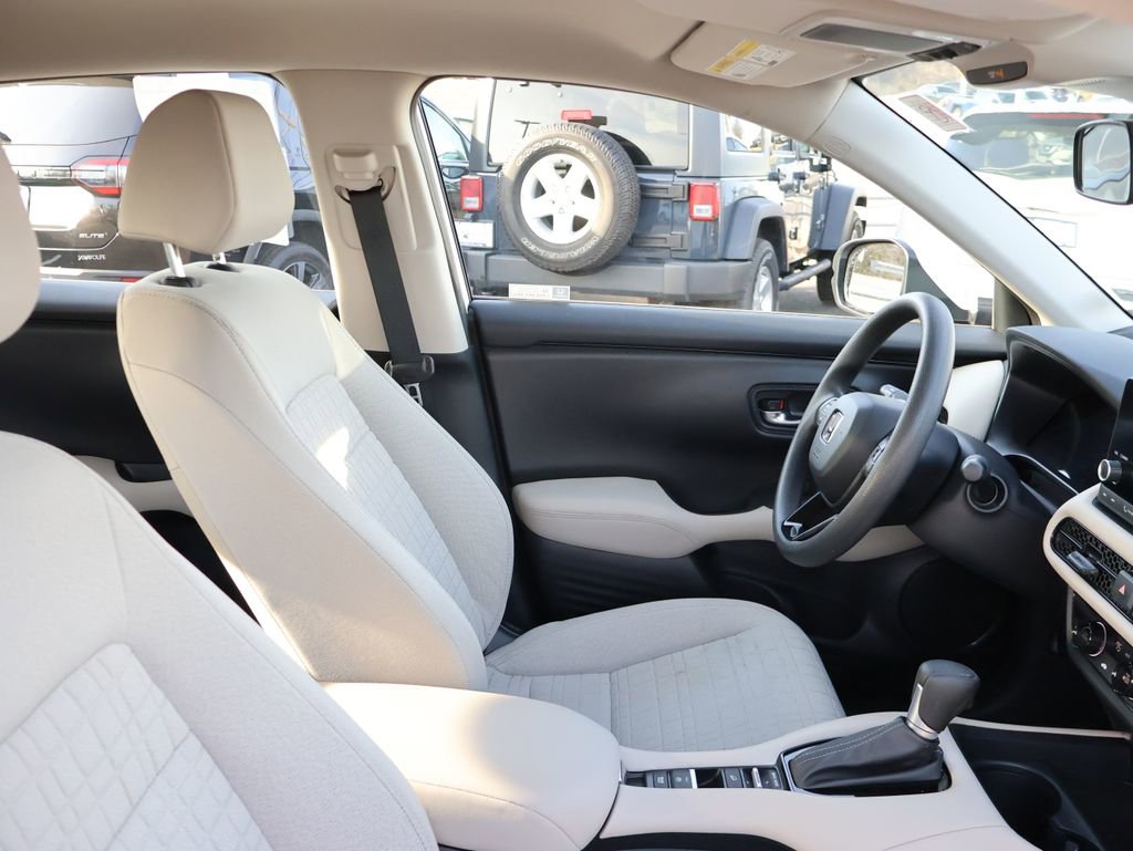 Certified 2024 Honda HR-V LX image 8